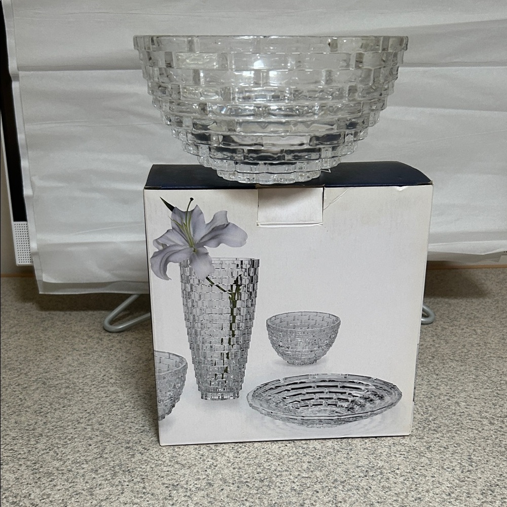 Mikasa Crystal Bowl